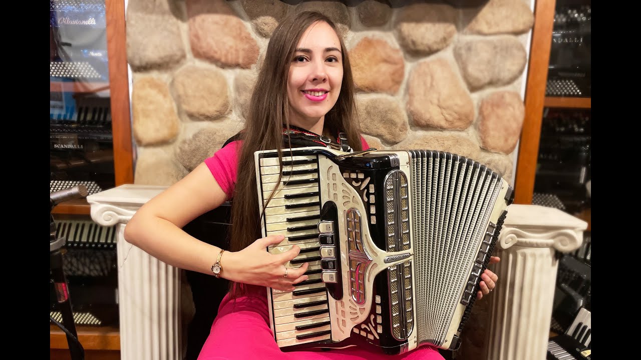 5727 - Art Deco Black Cingolani Piano Accordion LMM 41 120 $999