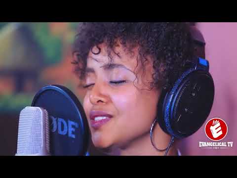 Fenan Befikadu-Amazing live worship:Amharic gospel song