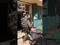 ما بطلع الكم تيجوا سيدة فلسطينية تواجه جنود الاحتلال خلال اقتحامهم البلدة القديمة بنابلس