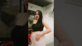 gusto ko lang naman sumayaw but ganon di parin ako marunong😂