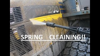 Extremely Satisfying Pressure Washing a Front End Loader.