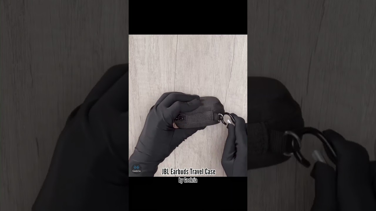 JBL On-Ear Headphones Travel Case, Hard Shell Headset Carrying Case | Geekria