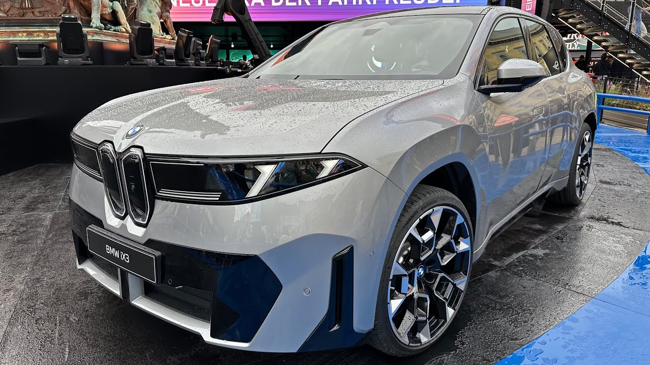 New BMW iX3 M Sport (2026) - Visual Review, Panoramic iDrive & Lights