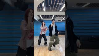 Itzy Cake Challenge With C-Actor Houming Hao