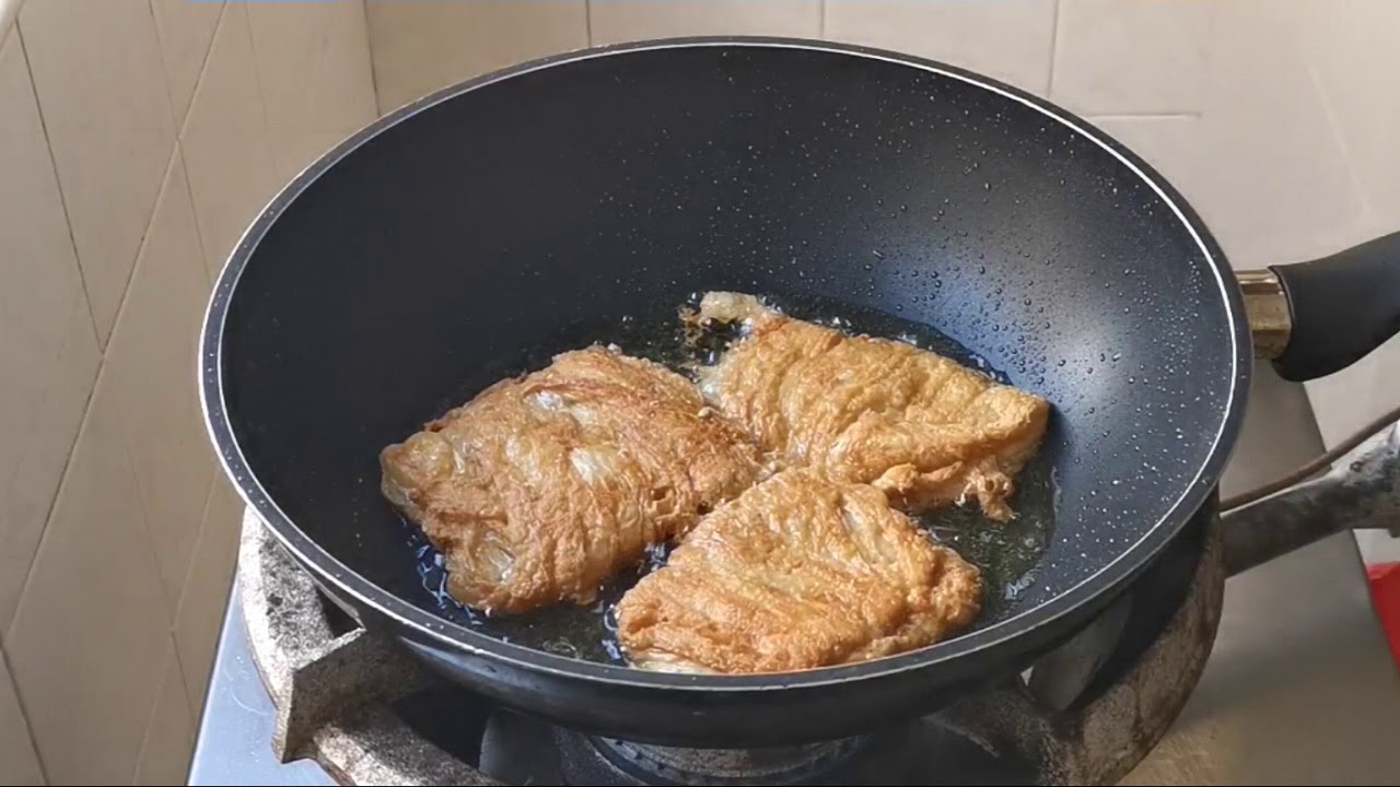 Vegetarian fried fresh soy chip with sauce YouTube