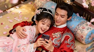 Aku Bawa HP Saat Menyeberang Waktu? Aku Menaklukkan Kaisar dan Ajarin Dia Scroll Douyin!#minidrama