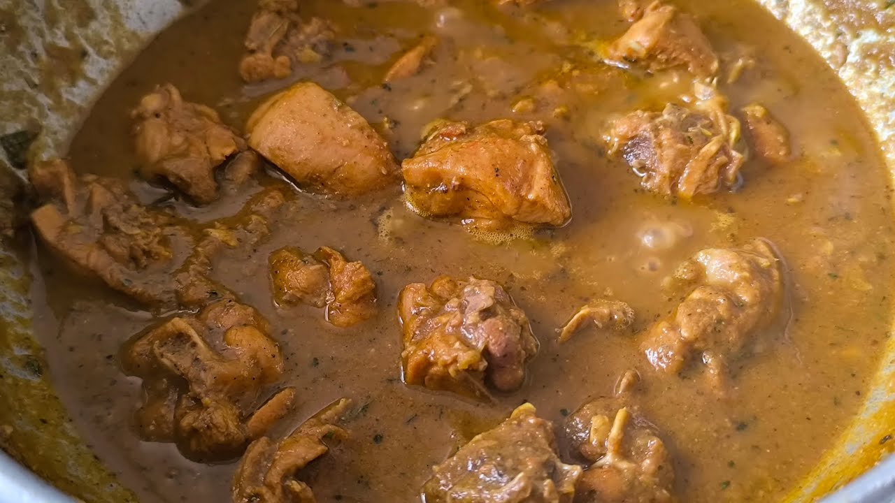 Simple chicken gravy 😋🍗#food #nonvegworld #easyrecipe#tasty#yummy 