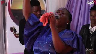 Phumy Umdumisi  Akehlulwa Lutho Ujesu