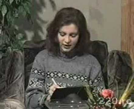 Prezentatoare mega proasta!