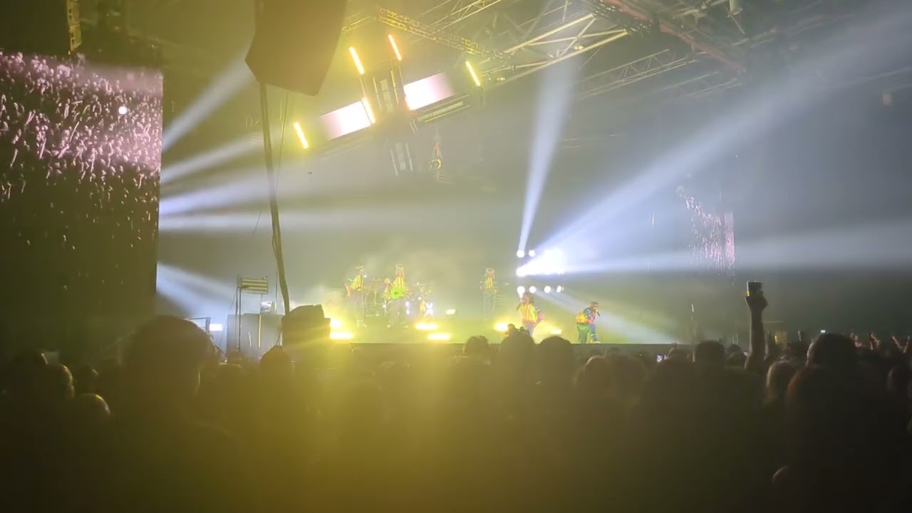 Electric Callboy - Neon - Live at Zénith de Paris - 18/01/2026