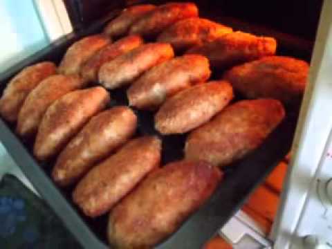 КУЛИНАРИЯ.Приготовление котлет и подливы.flv