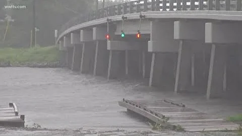 Lafitte has rain, wind, but calm Sunday morning be...