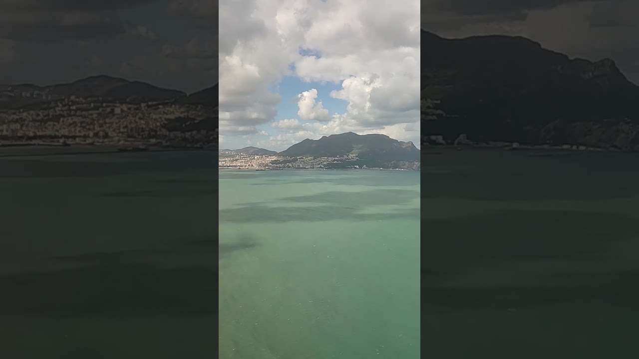 Atterrissage sur l'aérodrome de Béjaïa