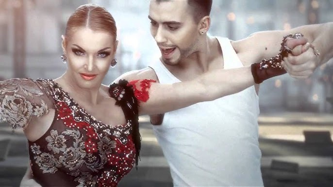 Abakanning yalangoch qizlari