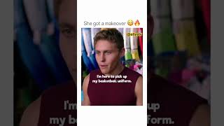 She doesn’t even look like a dude 🤣