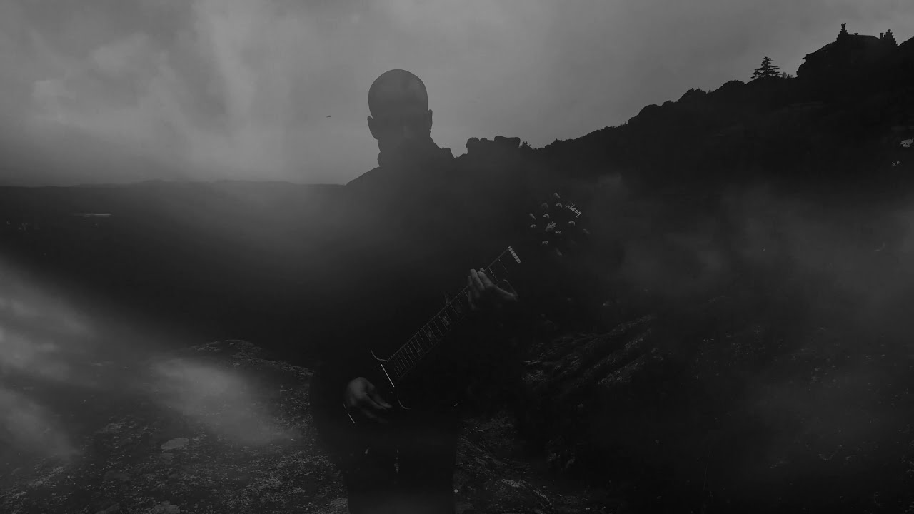 Robert Navajas - Cult (Official Music Video)