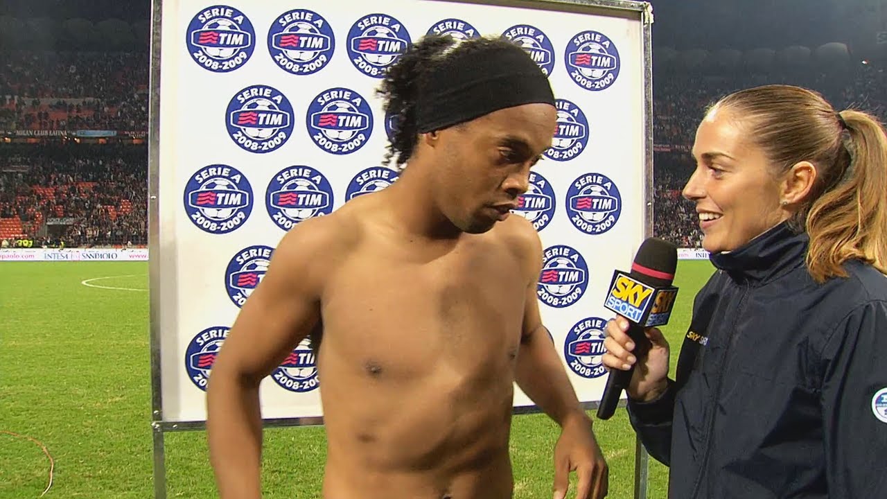 10 Times Ronaldinho Shocked AC Milan Fans