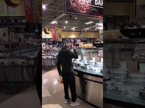 Man Caught Eating Soup Straight From Ladle at Grocery Store - 1009497
