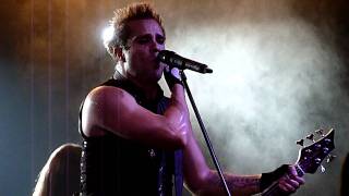 Skillet - Lucy (part) - Milk Moscow - 26.11.11