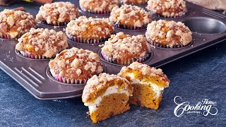 Pumpkin Cream Cheese Crumble Muffins - Easy and Quick Recipe Pumpkin Cream Cheese Crumble Muffins - Easy and Quick Recipe