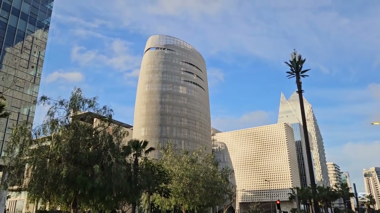 إنها الدار البيضاء و أغلا مكان في المغرب 💵 💲 