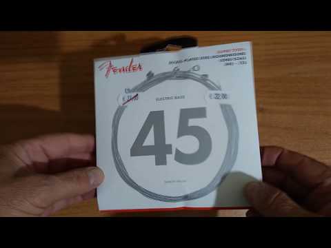 fender-bass-guitar---five-strings-unboxing