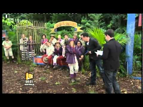 (FAKING AGAIN!! - FAINTING ON LIVE TV!) GILLIAN MCKEITH - I'm a Celebrity Get Me Out of Here 2010