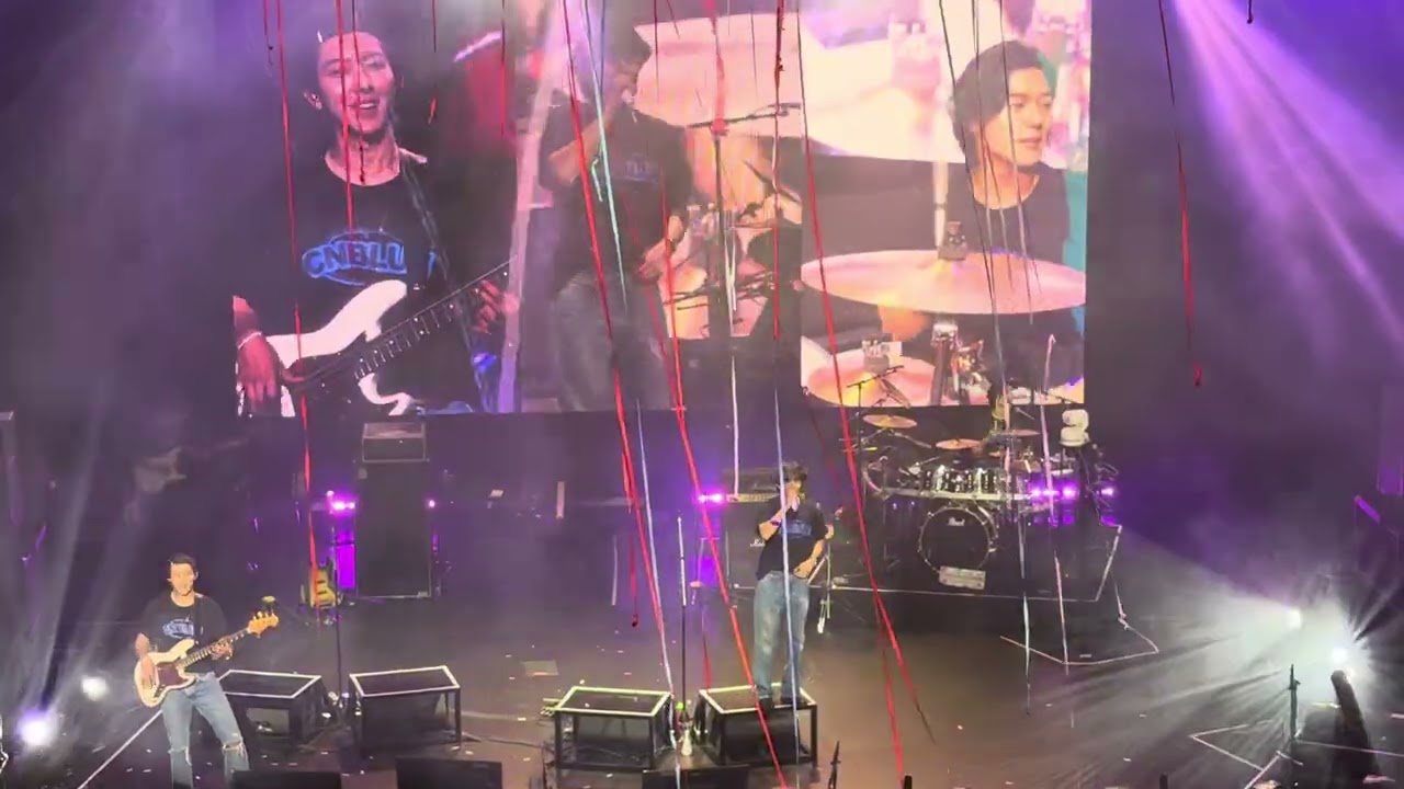 CNBLUE - Voyage Into X Tour in San Francisco - 04.27.2025_34 - YouTube
