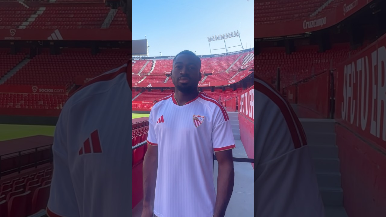 𝗙𝗢𝗙𝗔𝗡𝗔 𝗬𝗔 𝗘𝗦𝗧𝗔́ 𝗔𝗤𝗨𝗜́.😍👋🏿 #sevillafc #laliga #shorts