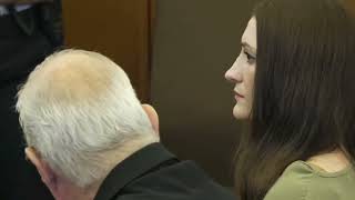 Judge gives Lindsay Clancy defense 1 hour to get emergency stay before mistrial