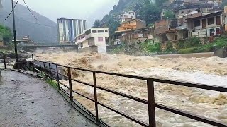 Heavy Rainfall in Bahrain Madyan Swat 🇵🇰 | Sept/01/2020 Swat River Selab
