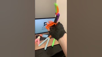 Very cool gravity fidget toy claw knife #fidgettoys #decompression #toy #stressrelief #safetoy