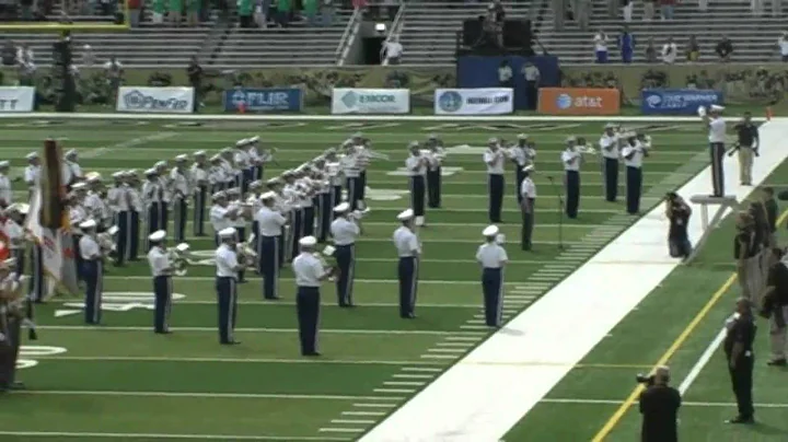 USMA Cadet sings National Anthem at Army Football ...