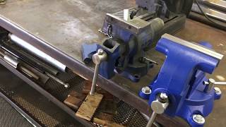 Datos Yost model 460 vise unboxing. Noticias