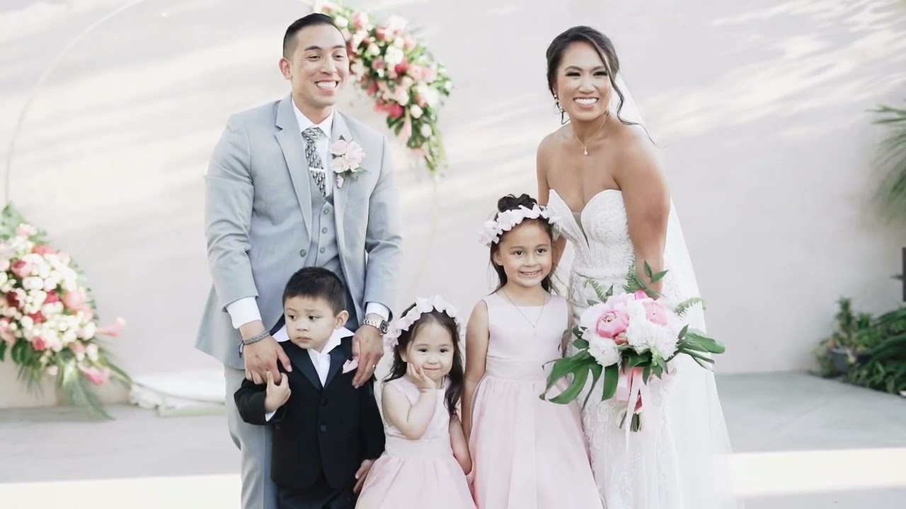 Jon & Steph Carolino Hangar 21 wedding