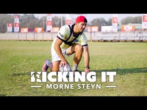 How to kick the perfect goal w/ morne steyn!