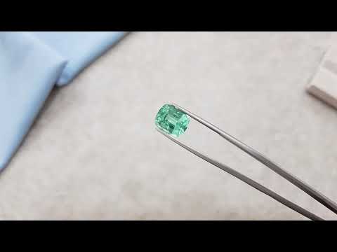 Bright Apple Paraiba 5.22 ct Video  № 2