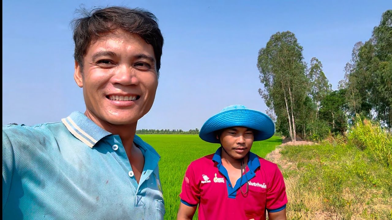 Thầy trò Xuân Thảo đi ruộng bơm nước cách đồng quê yên bình 