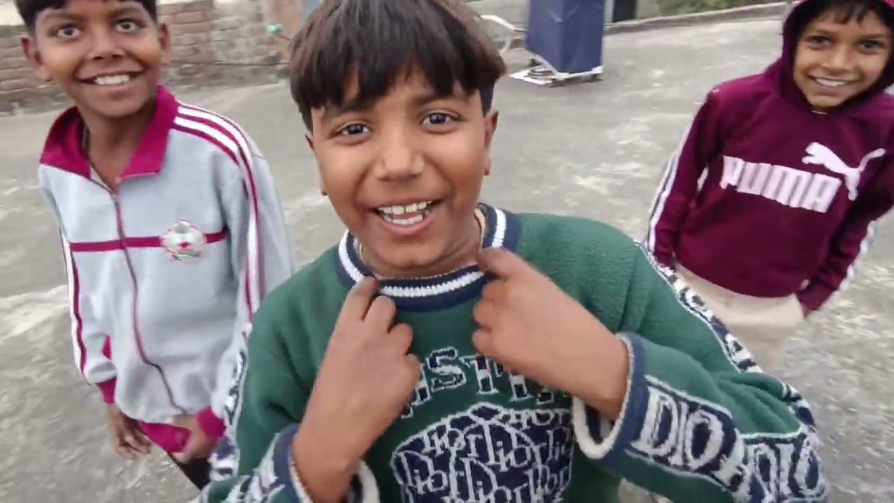 ਅੱਜ ਆਪਾਂ ਚੜਾਈਆਂ ਕੱਚੀ ਰੀਲ ਨਾਲ ਪਤੰਗ ਦੇਖੋ ਕੀ ਕਰ ਦੇ ਬੱਚੇ 😂