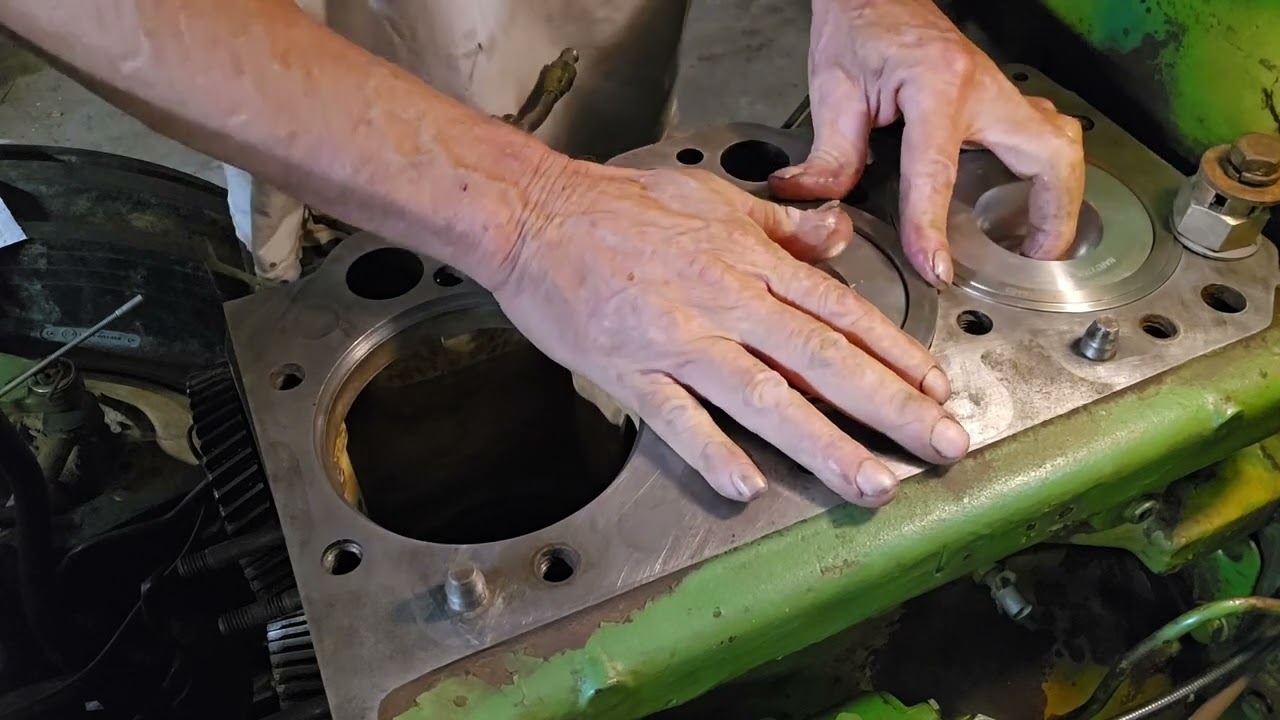 John deere  engine rebuild 👍