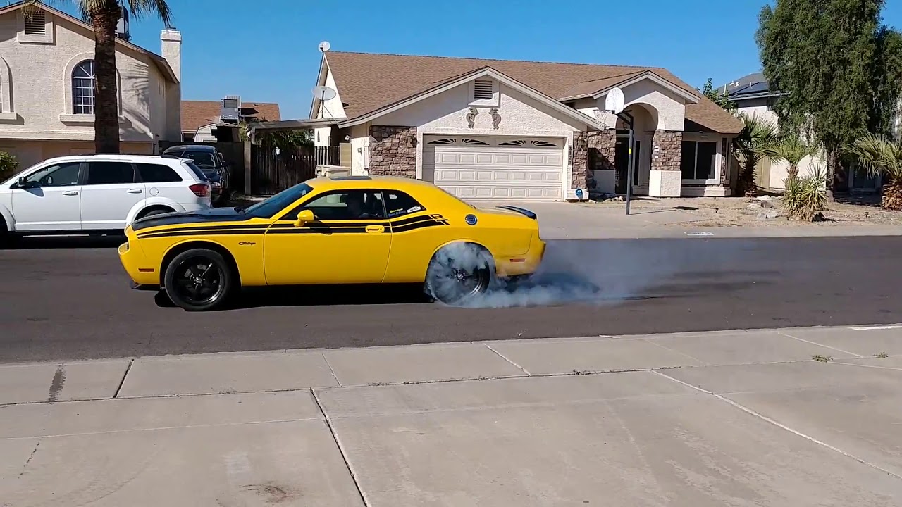 Faster N’ Louder | Bitchin' Burnout | 2010 Dodge Challenger R/T Classic