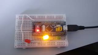 traffic light controller using stm32