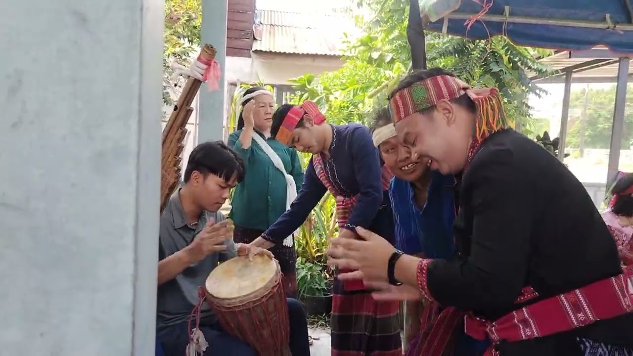 เลี้ยงผีหมอ(หมอเหยา)5