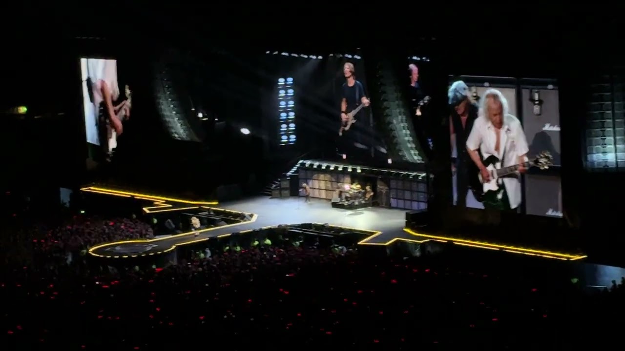 AC/DC - Riff Raff live in São Paulo - 24/02/2026