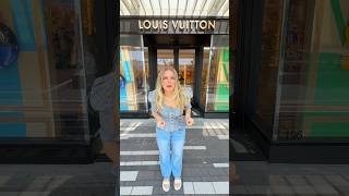 his face says it all💀💀💀 #parents #shopping