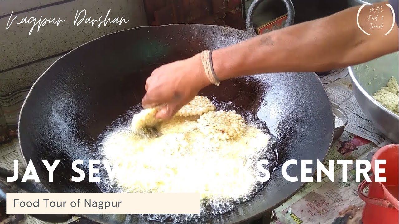 Jay Sewa Sabudana Khichadi & Sabudana Wada | Street Food Nagpur - YouTube