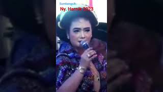 Sumbangsih Ny Harnik