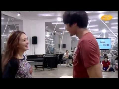 MM Moment Week4  ตีความเพลง I think I class acting