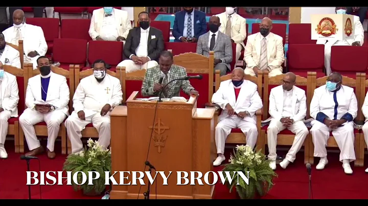 Bishop Kervy Brown singing Be Grateful by Walter H...