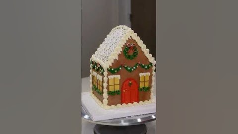 Cake 2 - Gingerbread House❤️💚 inspired by @aprilsbakerlondon #cake #shorts